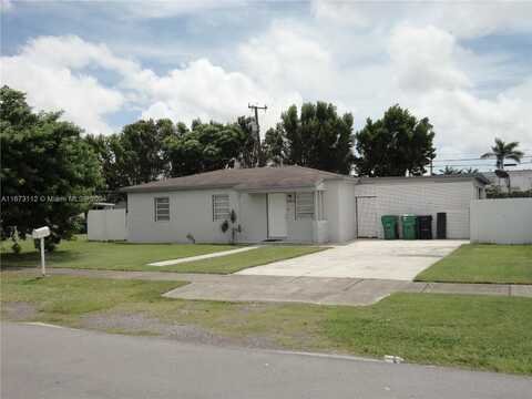 7420 SW 39th Ter, Miami, FL 33155