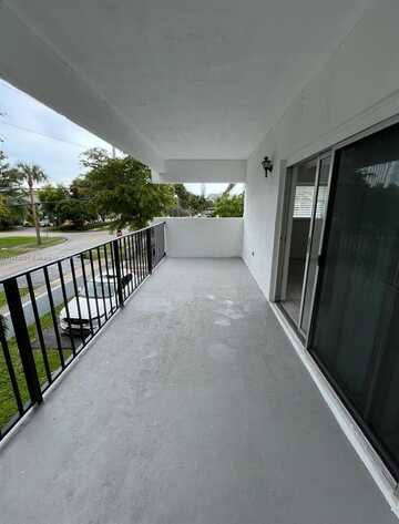 16508 NE 26th Ave, North Miami Beach, FL 33160