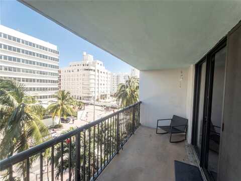 1800 Collins Ave, Miami Beach, FL 33139