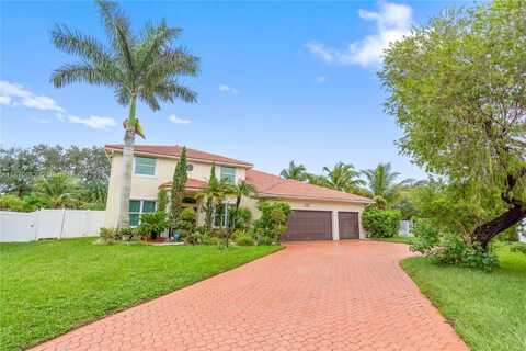 7139 W Mariposa Cir W, Pembroke Pines, FL 33331