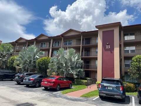 300 SW 130th Ter, Pembroke Pines, FL 33027