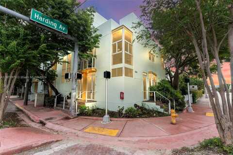 8041 Harding Ave, Miami Beach, FL 33141