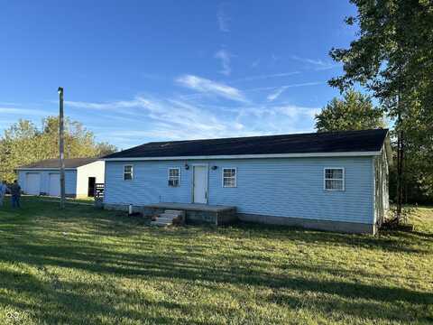 7046 E State Road 26, Hartford City, IN 47348