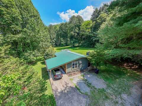 37 Renegade Drive, ROBBINSVILLE, NC 28771