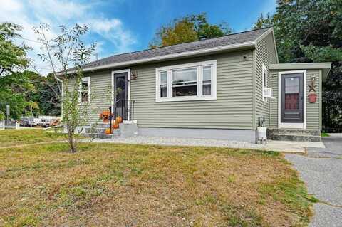 1 Wild Rose St, Oxford, MA 01540