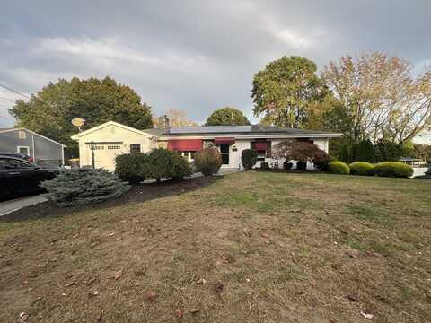 58 Almy Rd, Somerset, MA 02726