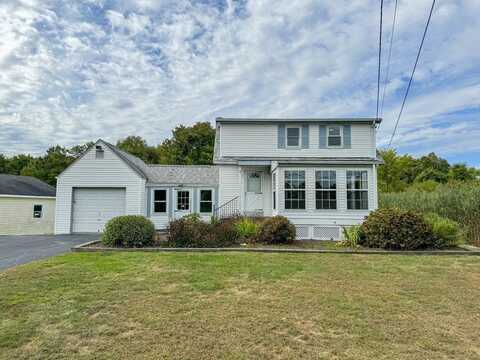 47 Barneyville Rd, Swansea, MA 02777