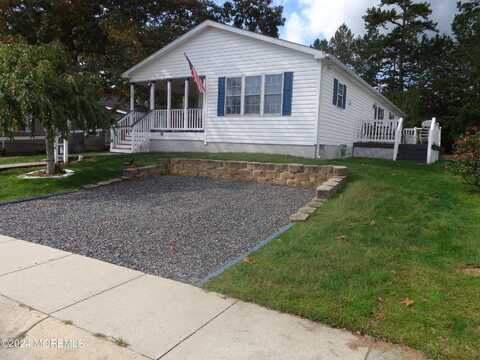 24 Dogwood Lane, Weymouth, NJ 08317