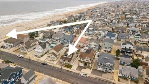 8 New Brunswick Avenue, Lavallette, NJ 08735