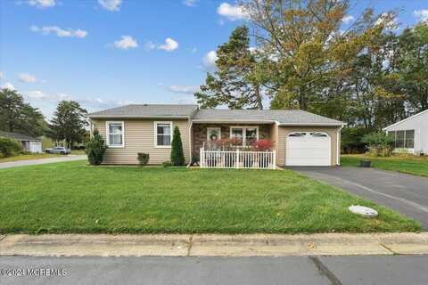 95 Falmouth Avenue, Whiting, NJ 08759