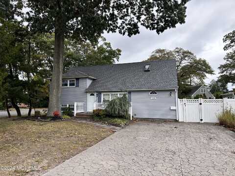 1126 Roe Avenue, Point Pleasant Boro, NJ 08742