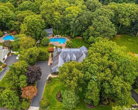 11 S Equestrian Court, Hauppauge, NY 11788