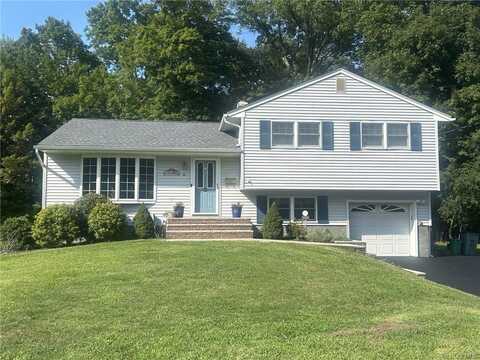 33 Marcia Lane, New City, NY 10956