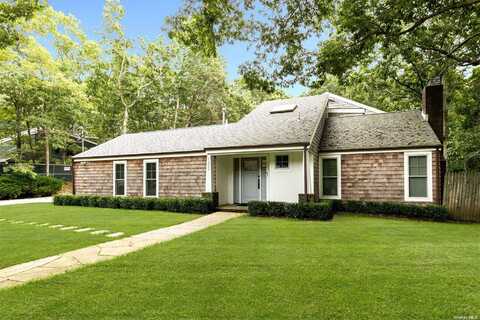 1206 Middle Line Highway, Sag Harbor, NY 11963