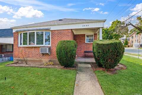 48-04 190th Street, Fresh Meadows, NY 11365