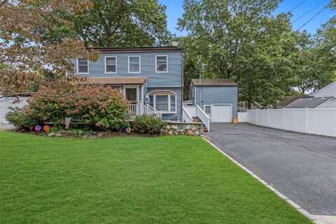 231 N 4th Street, Ronkonkoma, NY 11779