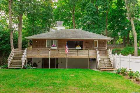 31 Apricot Road, Rocky Point, NY 11778