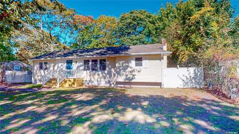 27 President Road, Mastic Beach, NY 11951