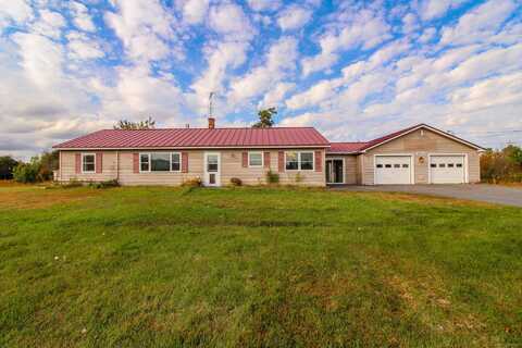 400 Hudson Road, Corinth, ME 04427