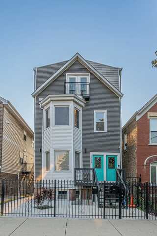 1736 N Kedzie Avenue, Chicago, IL 60647