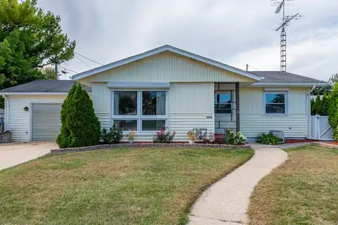 8548 18th Avenue, Kenosha, WI 53143