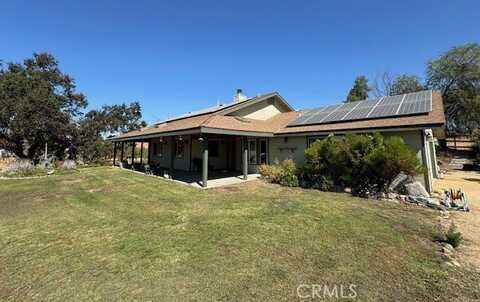 5525 Play Doe Lane, Paso Robles, CA 93446