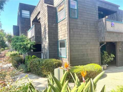 4435 Nobel Drive #33, San Diego, CA 92122