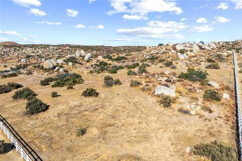 43821 Soaring Hawk Road, Aguanga, CA 92536