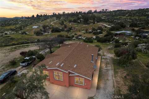 35125 Hobbiton Road, Hemet, CA 92544