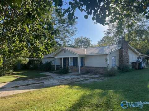 1805 SW Tunsel Road, Hartselle, AL 35640