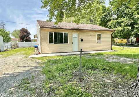 1015 S 5th Avenue, Marshalltown, IA 50158