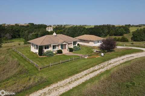 1827 Crystal Springs Lane, Fairfield, IA 52556