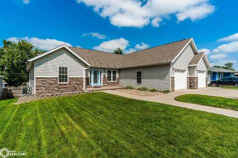 403 E Carleton Street, Toledo, IA 52342