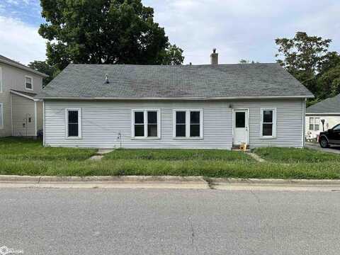 615 Armory Avenue, Chariton, IA 50049