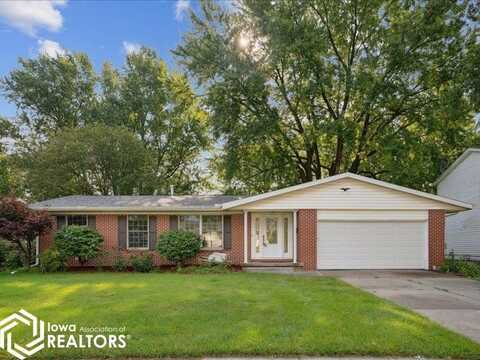 518 Melville Avenue, West Burlington, IA 52655