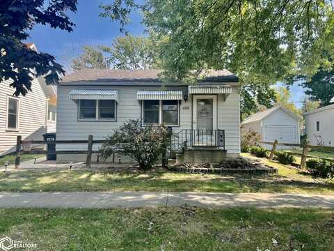 608 South 5th, Oskaloosa, IA 52577