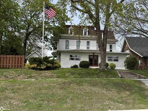 727 N Adams Street, Carroll, IA 51401