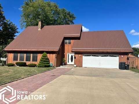 303 E Mckinley Street, Mount Pleasant, IA 52641