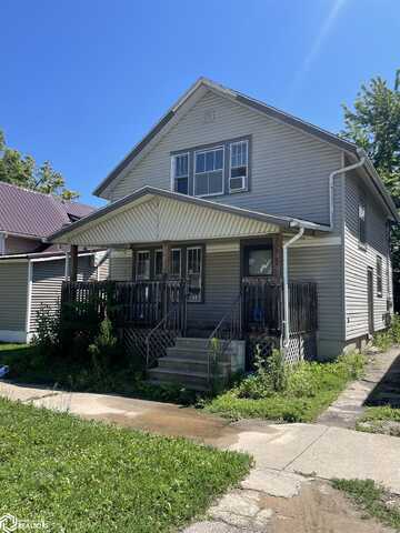 309 1/2 N 2Nd Street, Marshalltown, IA 50158