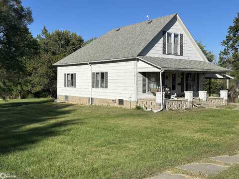 401 E Smith Street, Russell, IA 50238