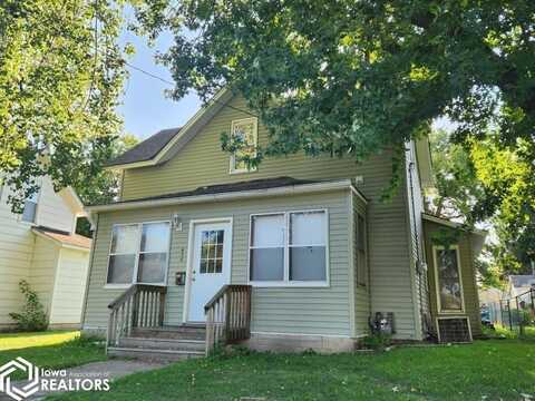 432 S Polk Avenue, Mason City, IA 50401