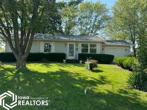 210 S 27th, Centerville, IA 52544