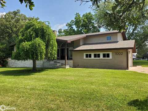 1002 Oak Park Boulevard, Denison, IA 51442