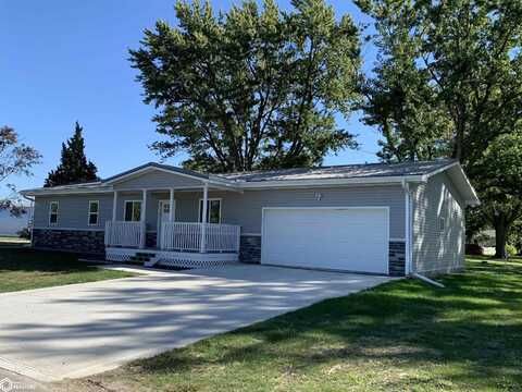 1002 E Irving Street, Creston, IA 50801