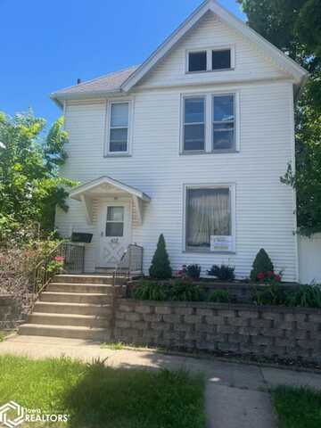 412 S MARSHALL Street, Burlington, IA 52601