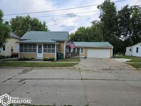 307 E Hempstead Avenue, Fairfield, IA 52556