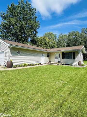 627 Edwards Drive, Ottumwa, IA 52501