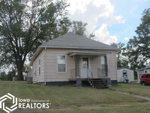 106 Woodlawn Avenue, Chariton, IA 50049