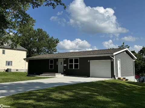 1206 W Adair Street, Creston, IA 50801