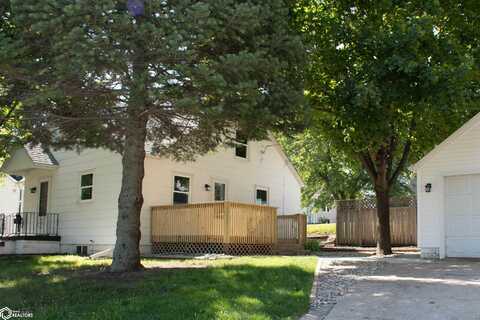 318 E 3Rd Street, Carroll, IA 51401